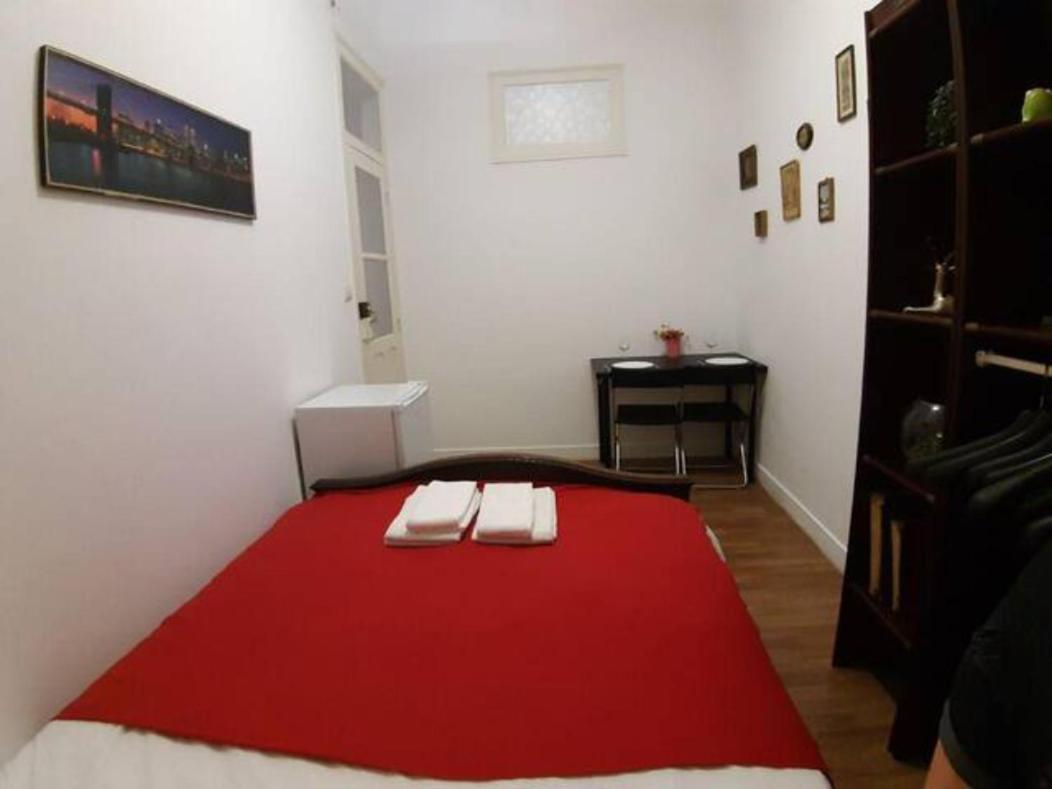 Private Room B Lisbon Exterior photo